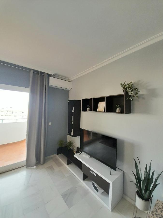 Nice Apartment Near The Beach Fuengirola Exterior photo